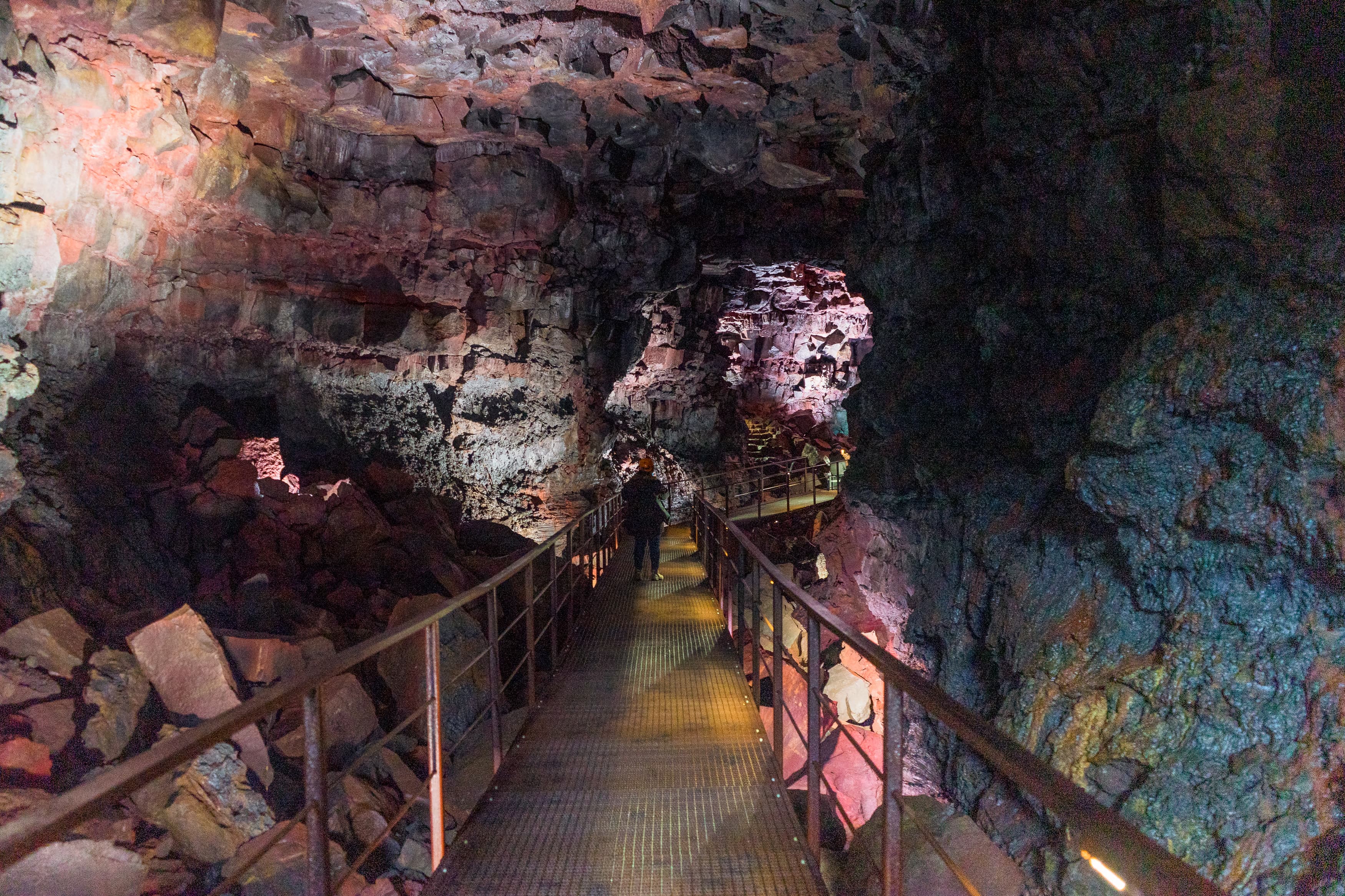Raufarholshellir-LavaTunnel