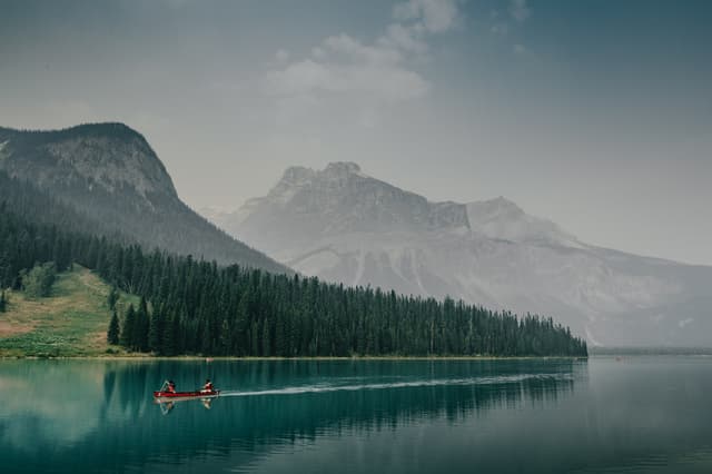 1-lake-louise-canada-kayak-tour