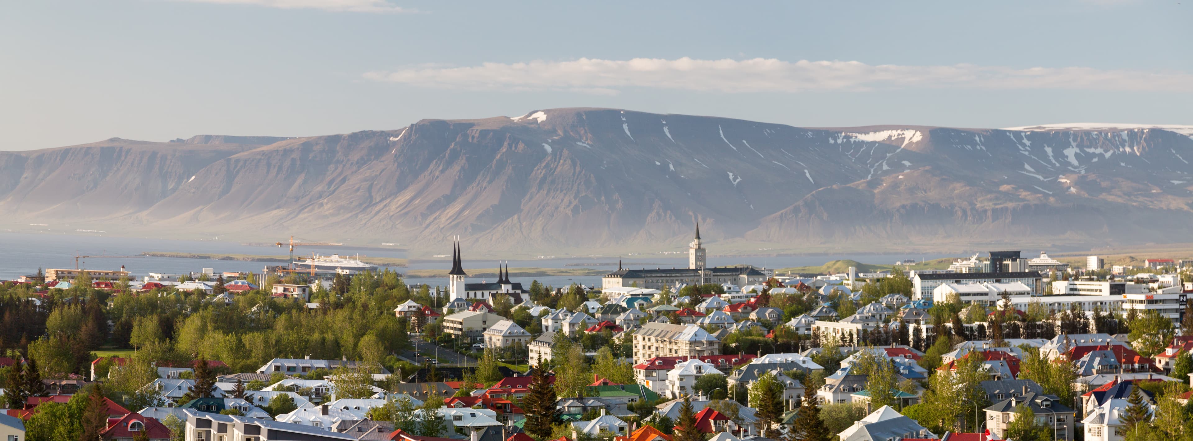 Sommernacht in Reykjavik