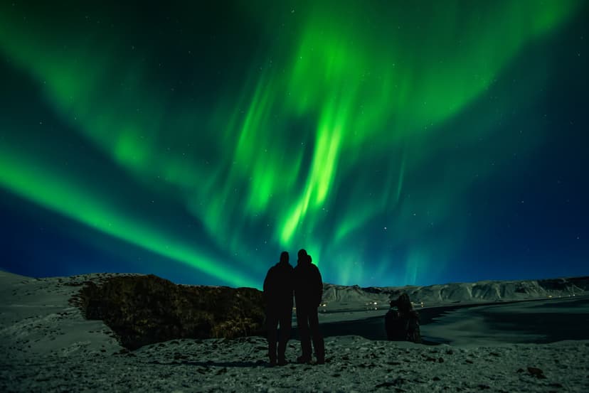 guided-northern-lights-tours