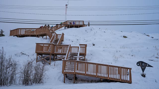 Yellowknife Sightseeing City Tour 07