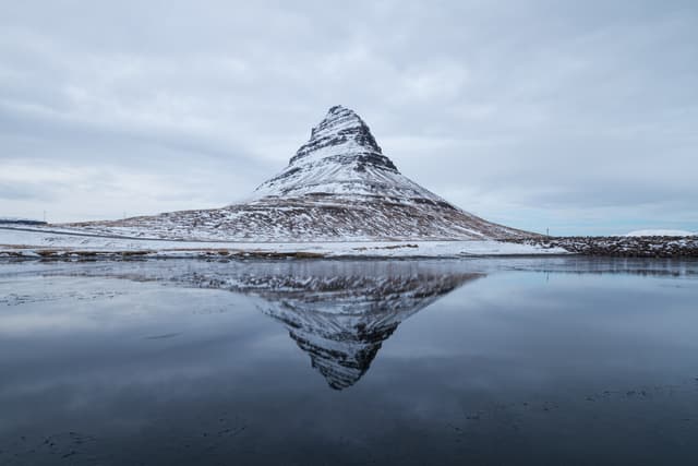 kirkjufell-winter