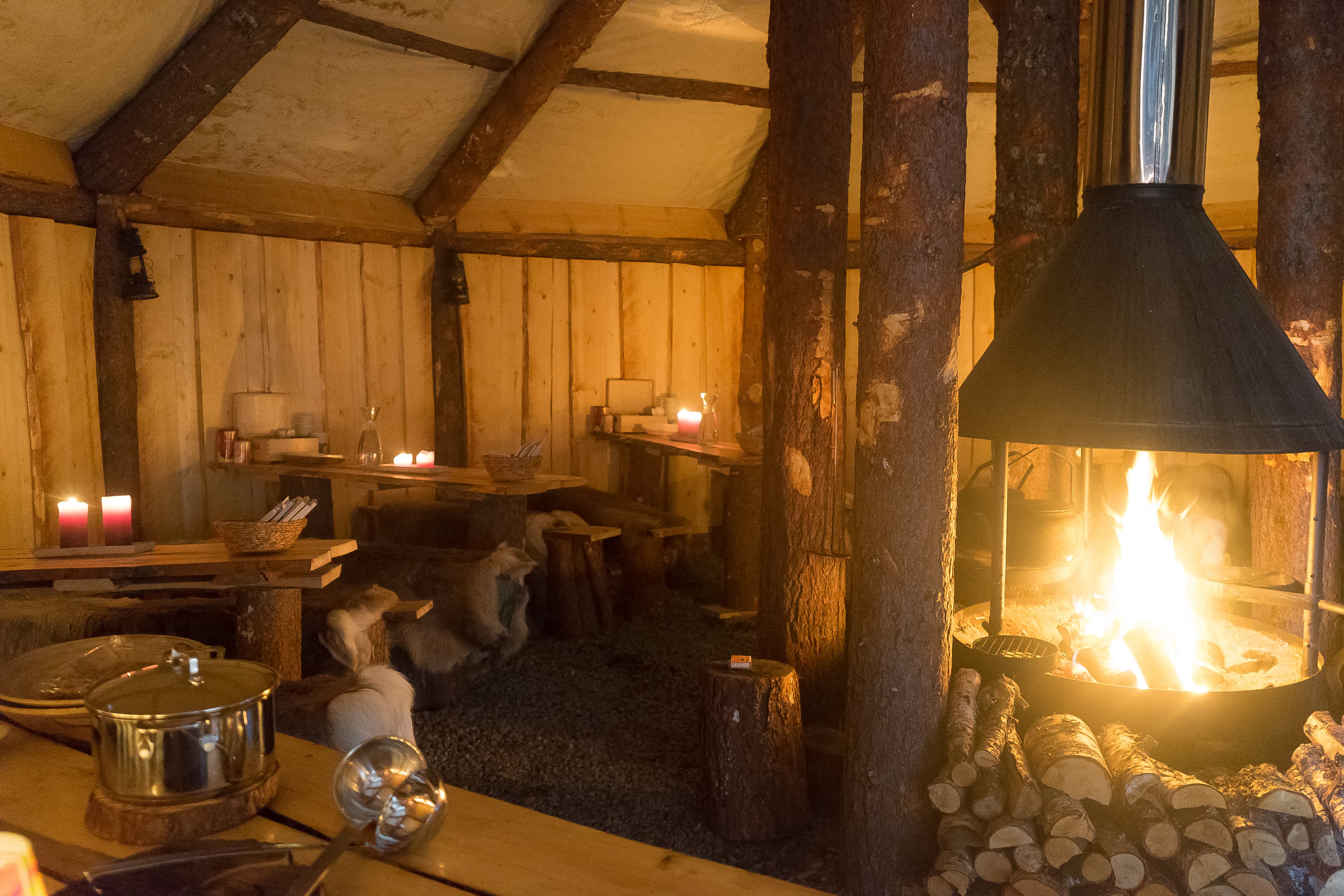 Wooden-cozy-cabin-with-fireplace
