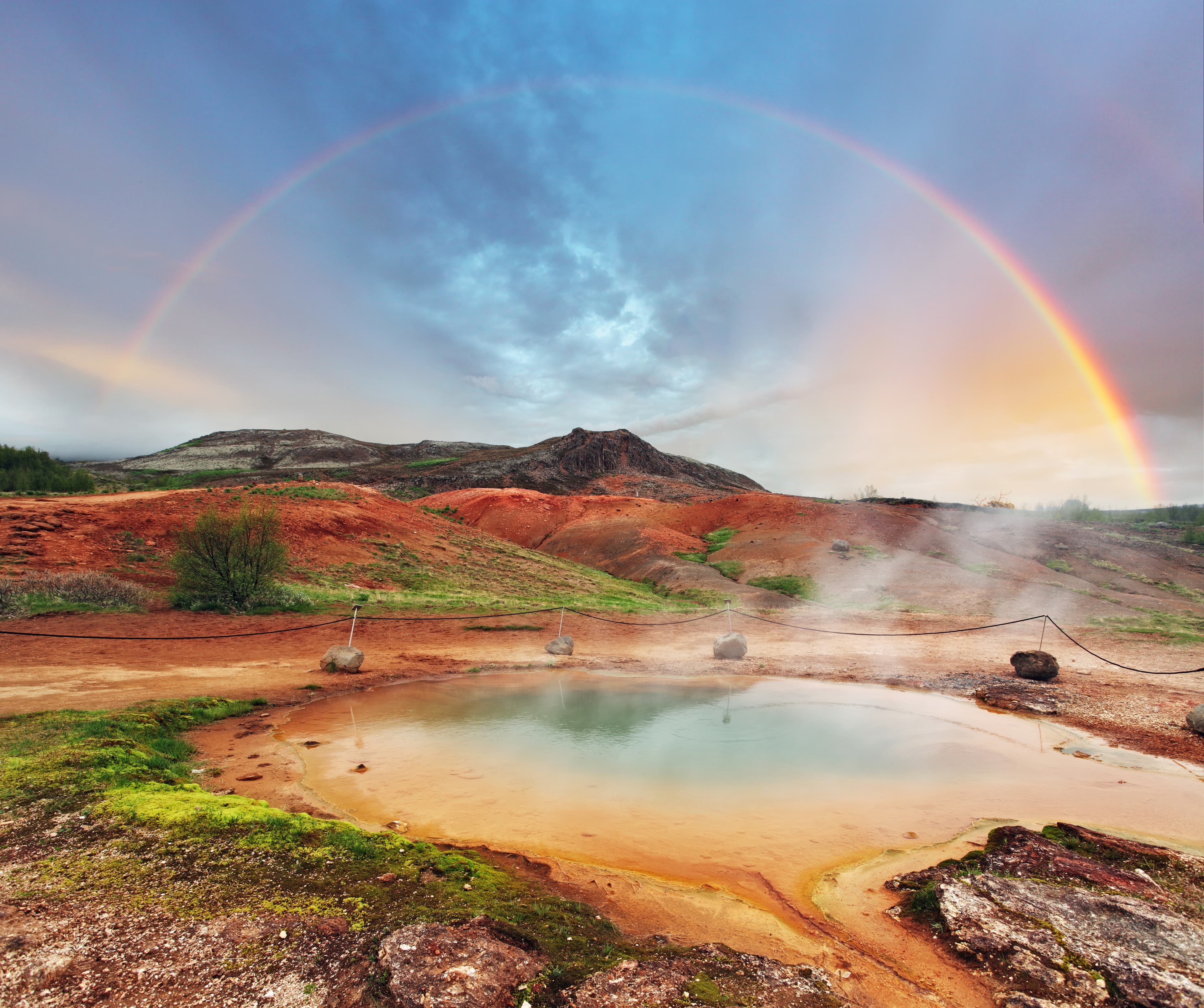 geysir-geothermal-area-iceland