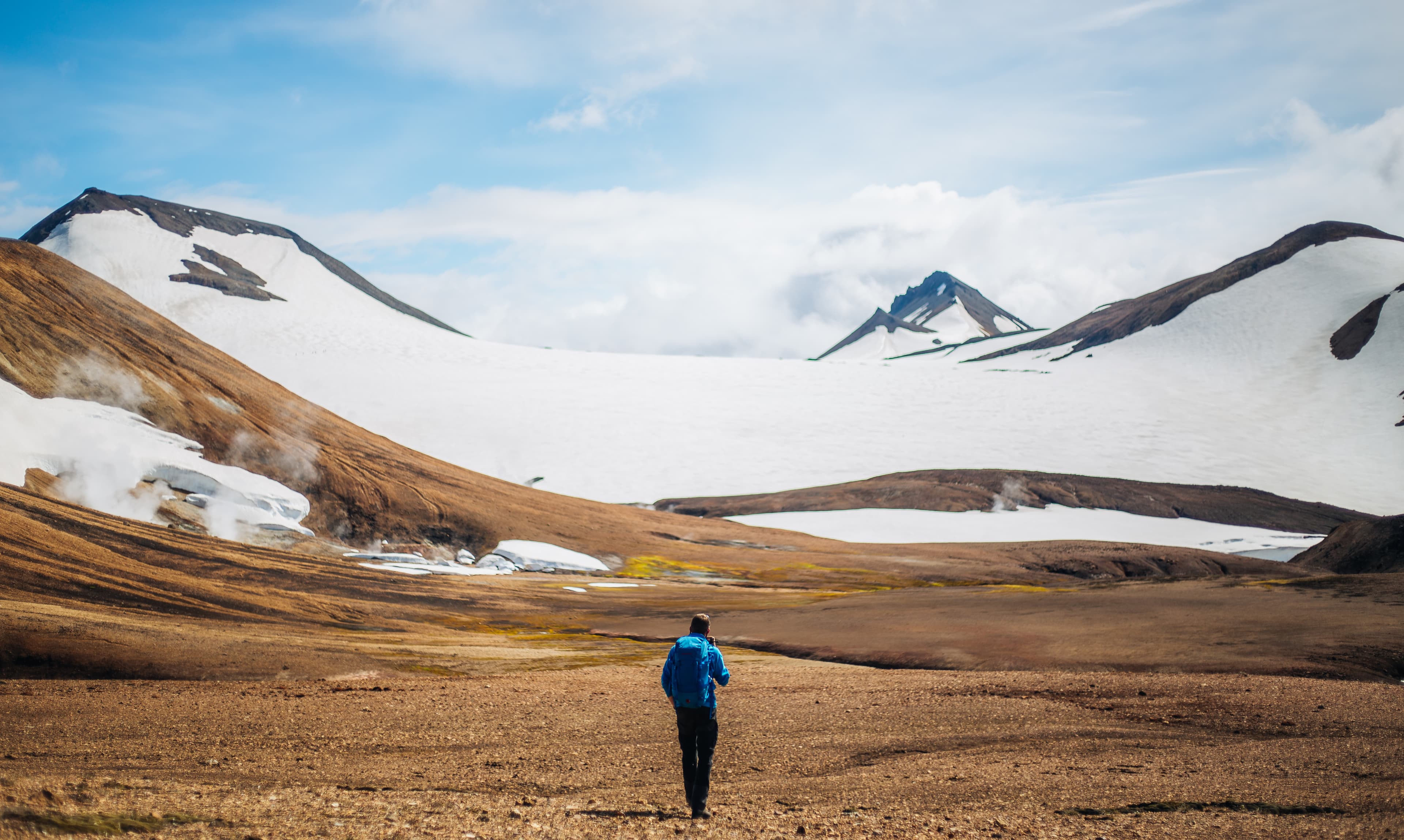 hiker-laugavegur