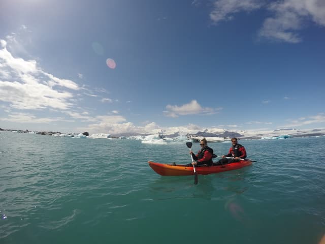 Kayaking-Jokulsarlon-Glacier