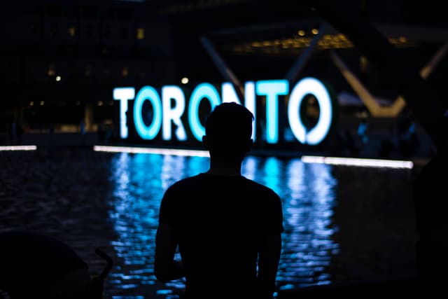 Scenic Toronto Night Tour 3