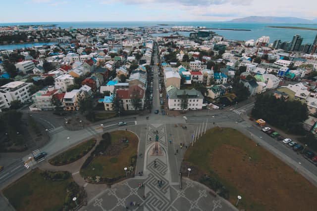 tim-trad-B6nTLkA0psY-unsplash