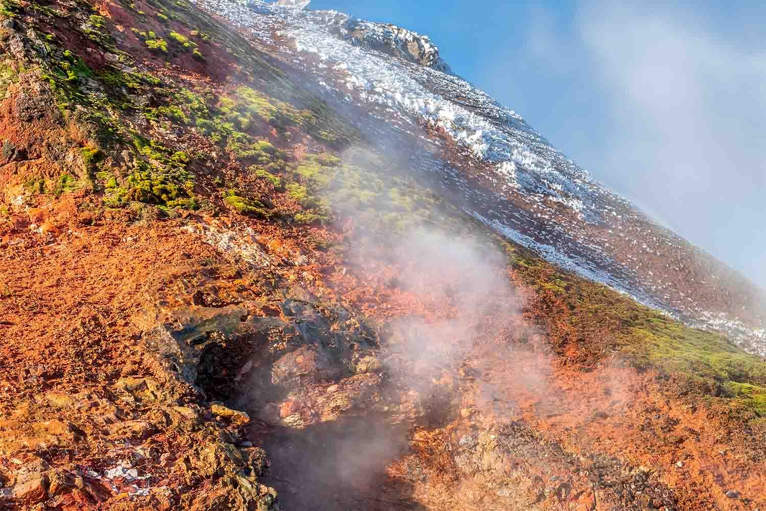 Deildartunguhver-hot-spring