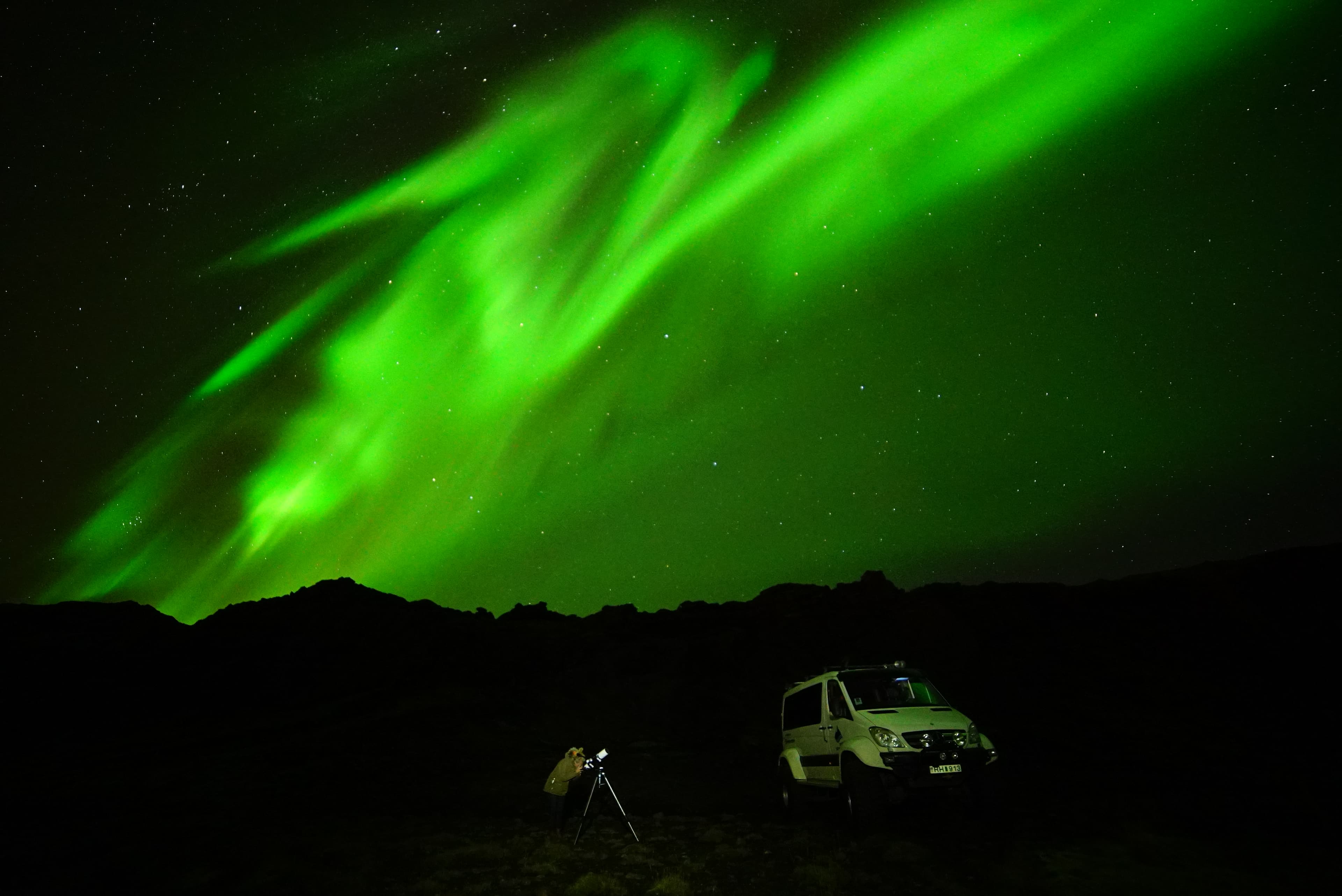 Northern-Lights-Iceland-Tour (16)