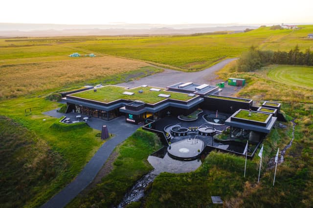 Krauma-Geothermal-Bath-Spa