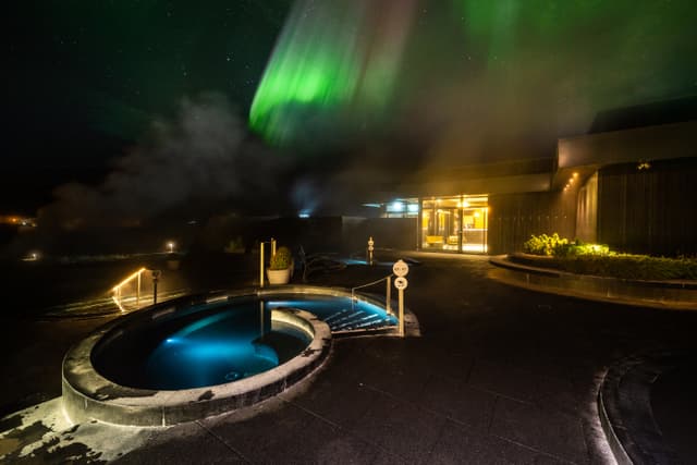 Krauma-Geothermal-Bath-Spa