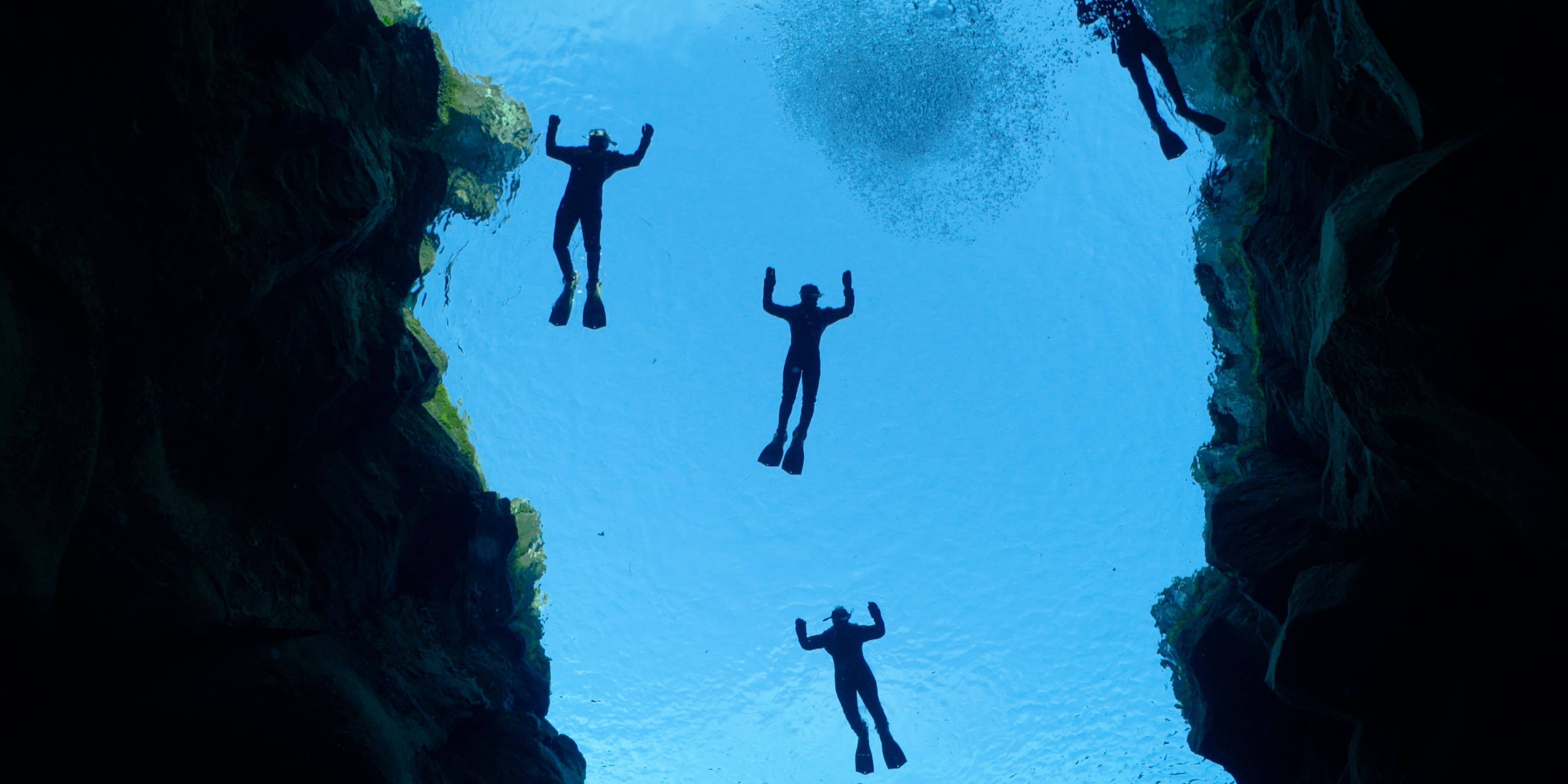 silfra-snorkeling