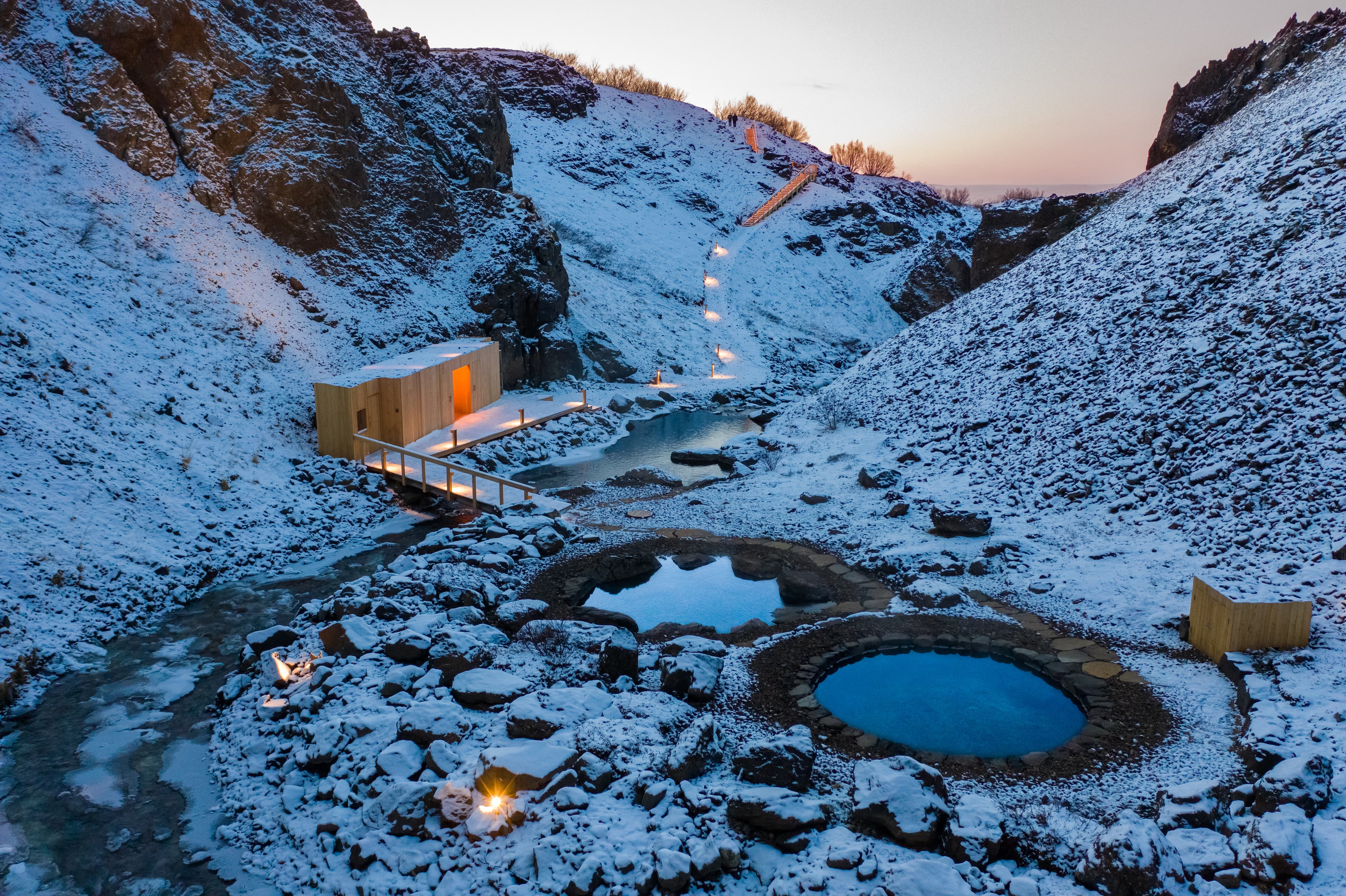 Giljabod-Canyon-baths-husafell