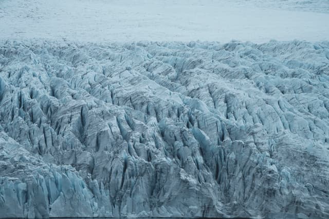 vatnajokull-glacier-lagoon