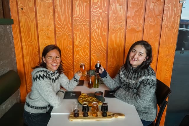 Food-tour-iclenad