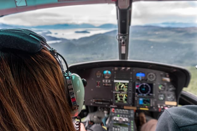 Helicopter-tours-iceland