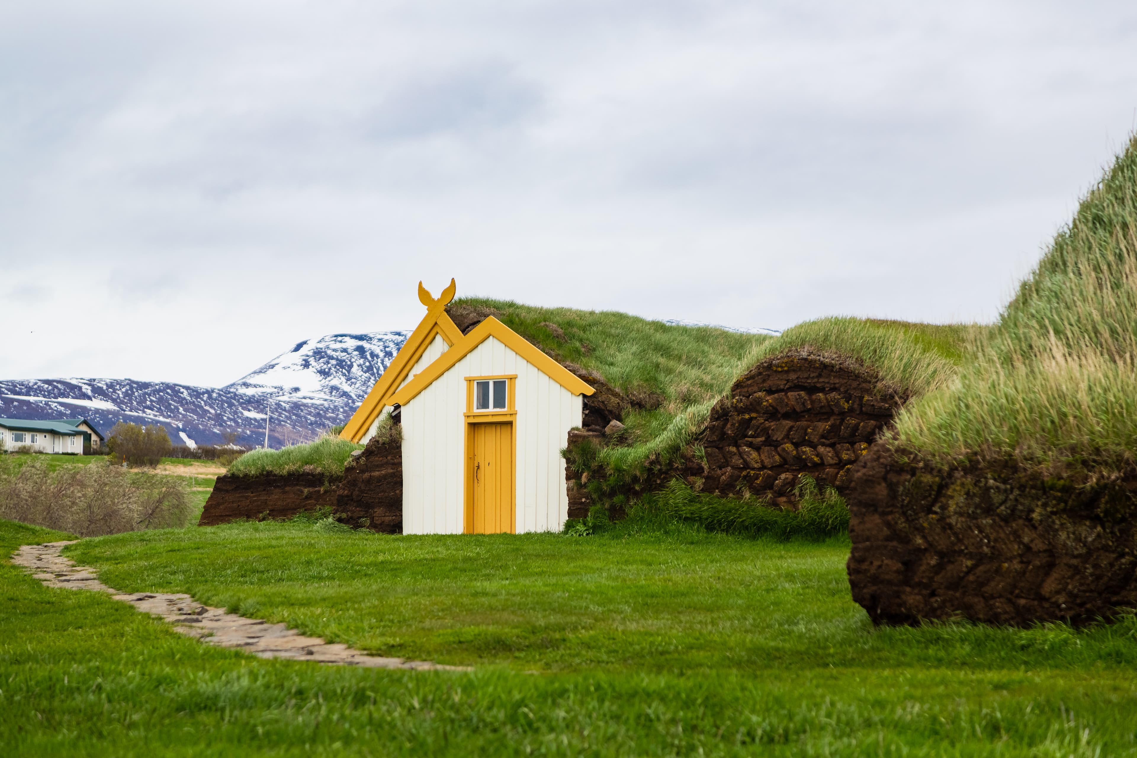 Glaumbaer-Turf-Hourses-Iceland-4