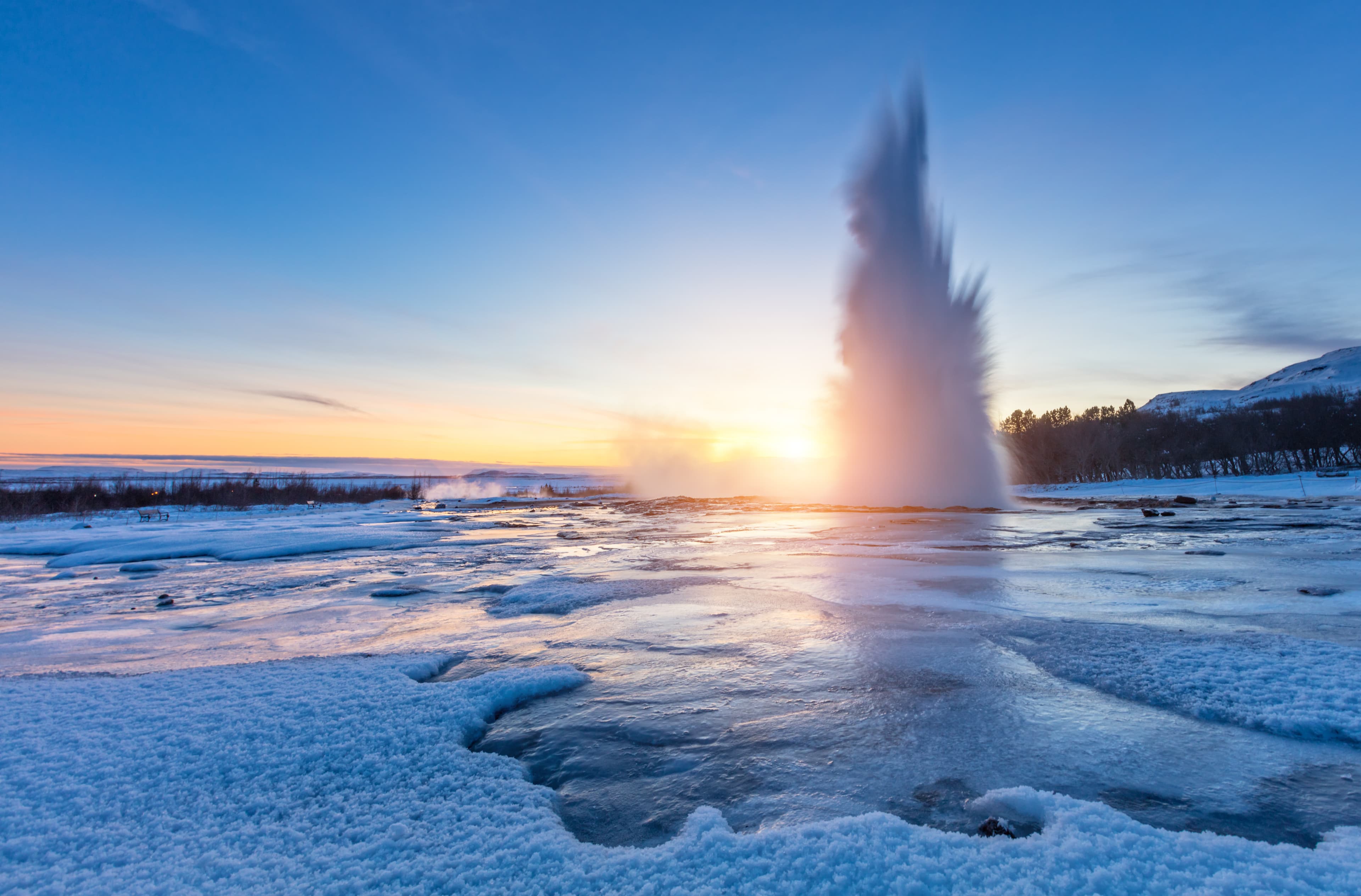 famous-geyser-in-iceland