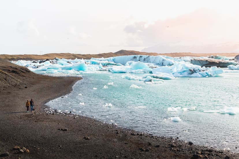 Jokulsarlon-glacier-lagoon-8