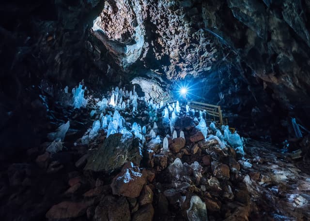 the-cave-vidgelmir