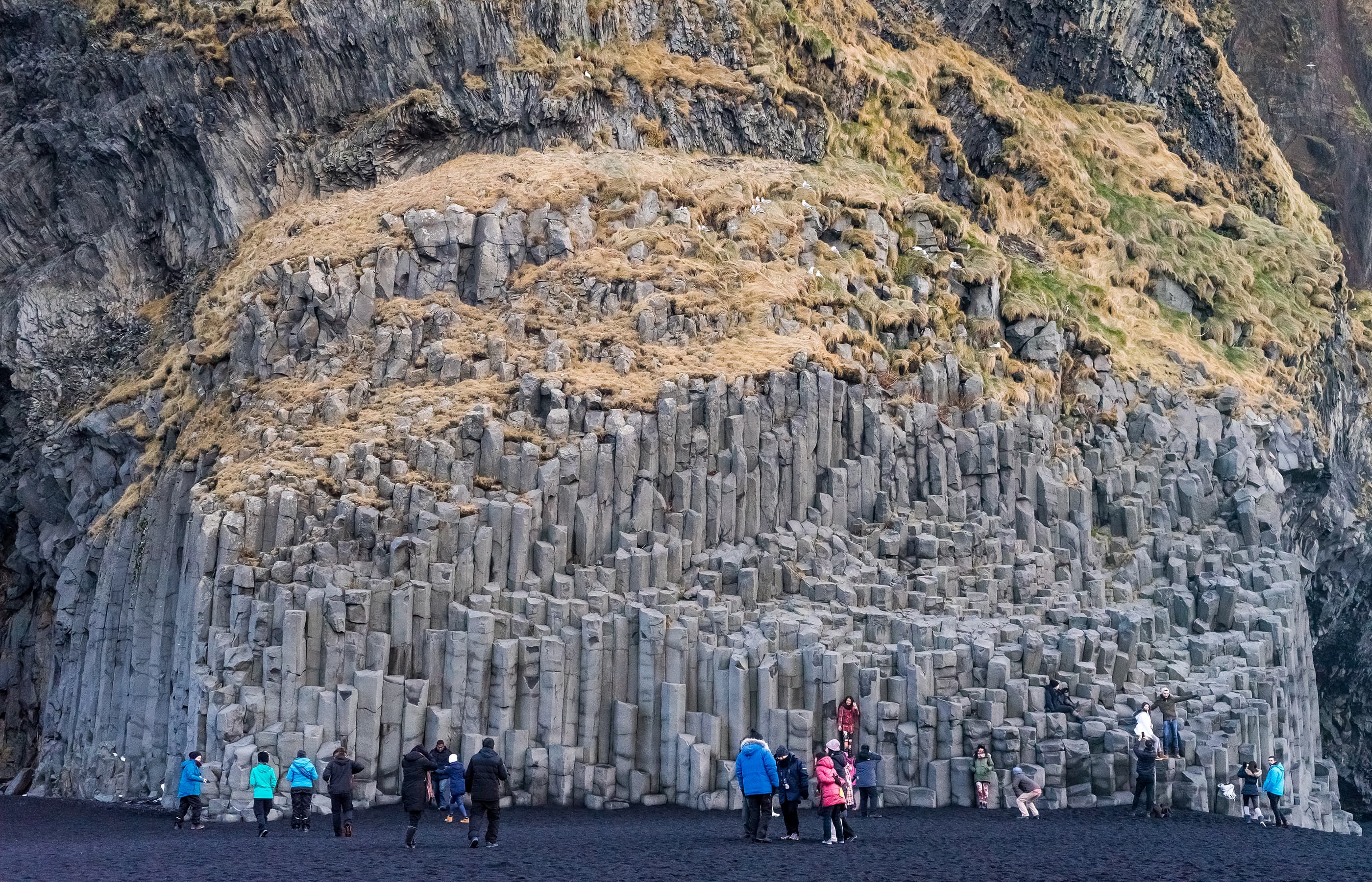 Arctic-Adventures-Reynisfjara-4