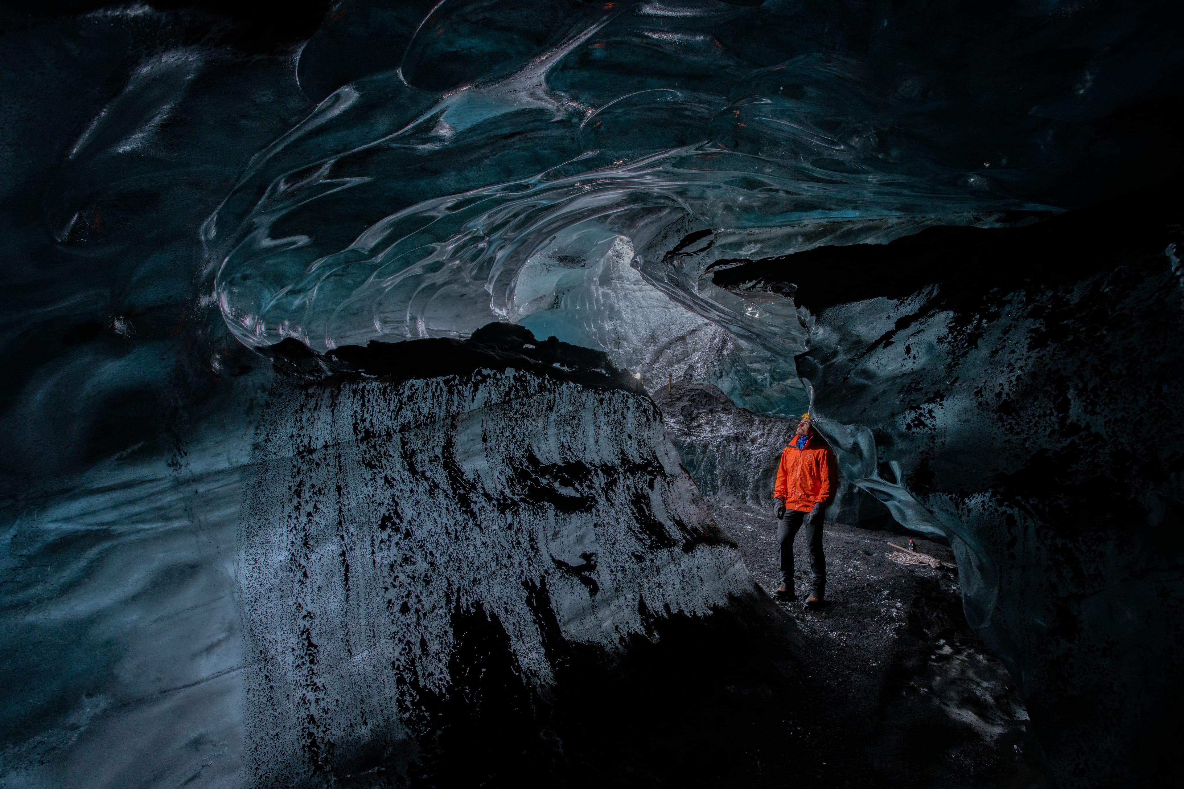 inside-crystal-ice-cave