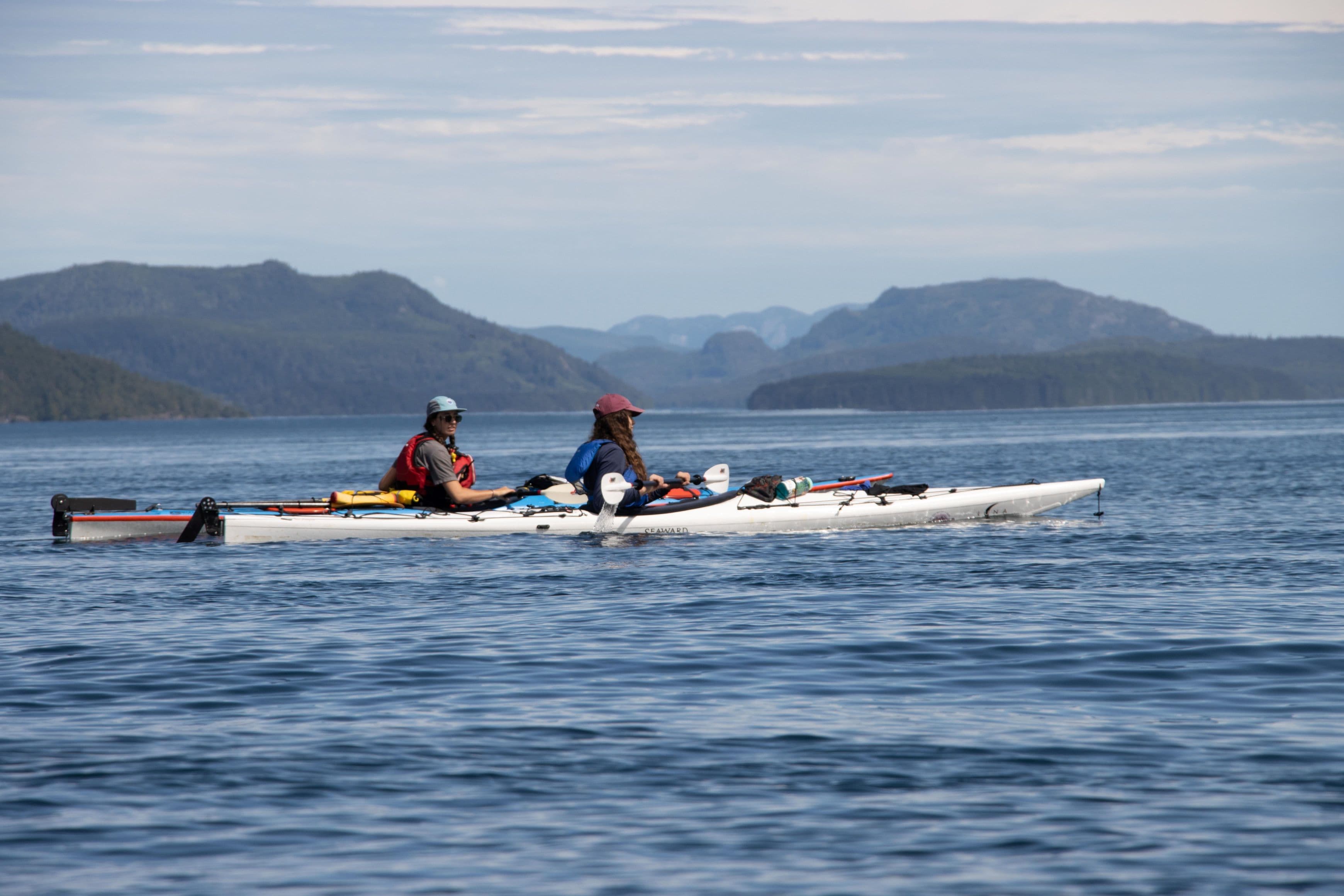 friends-kayaking-in-canada