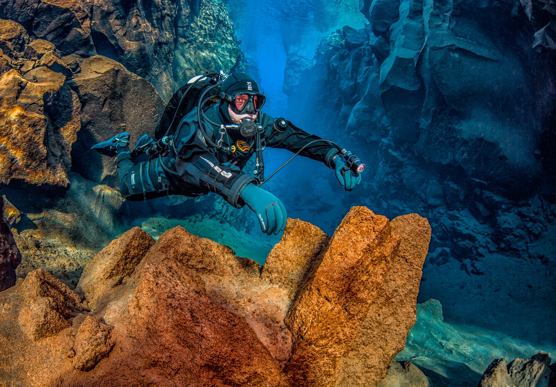 diving-silfra-iceland (3)
