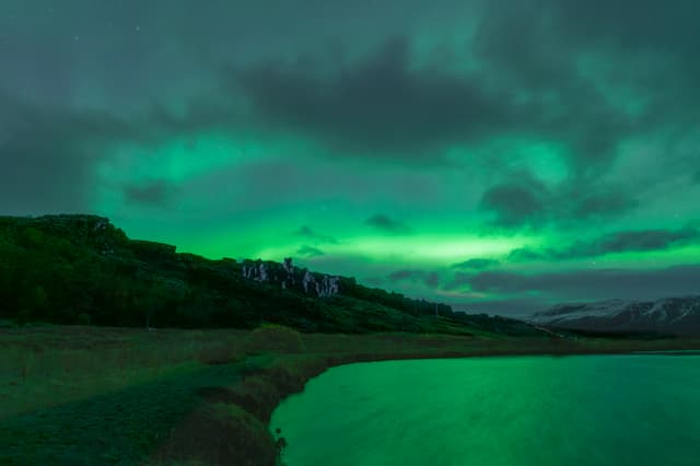 thingvellir-northern-lights