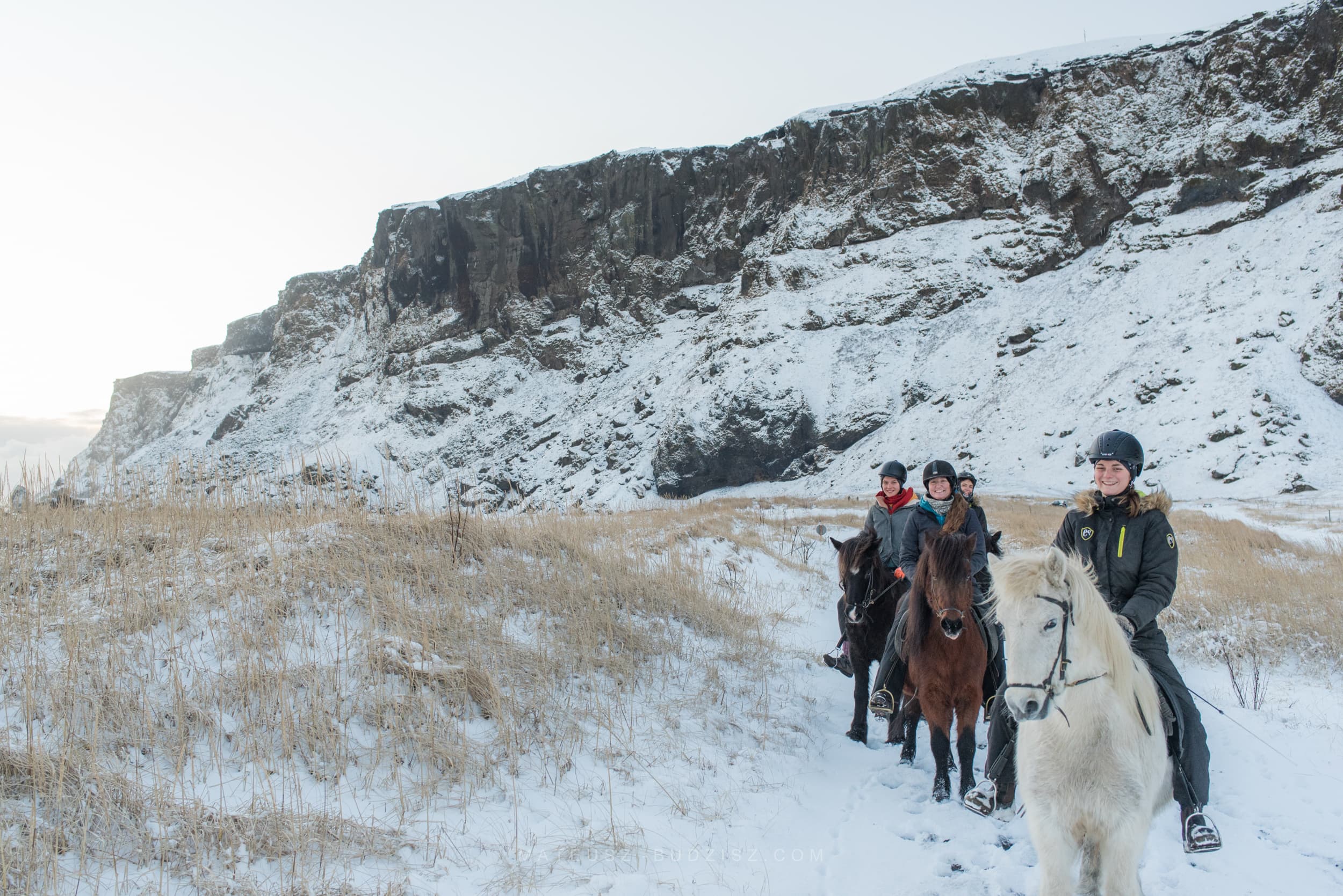 Black-beach-horse-riding