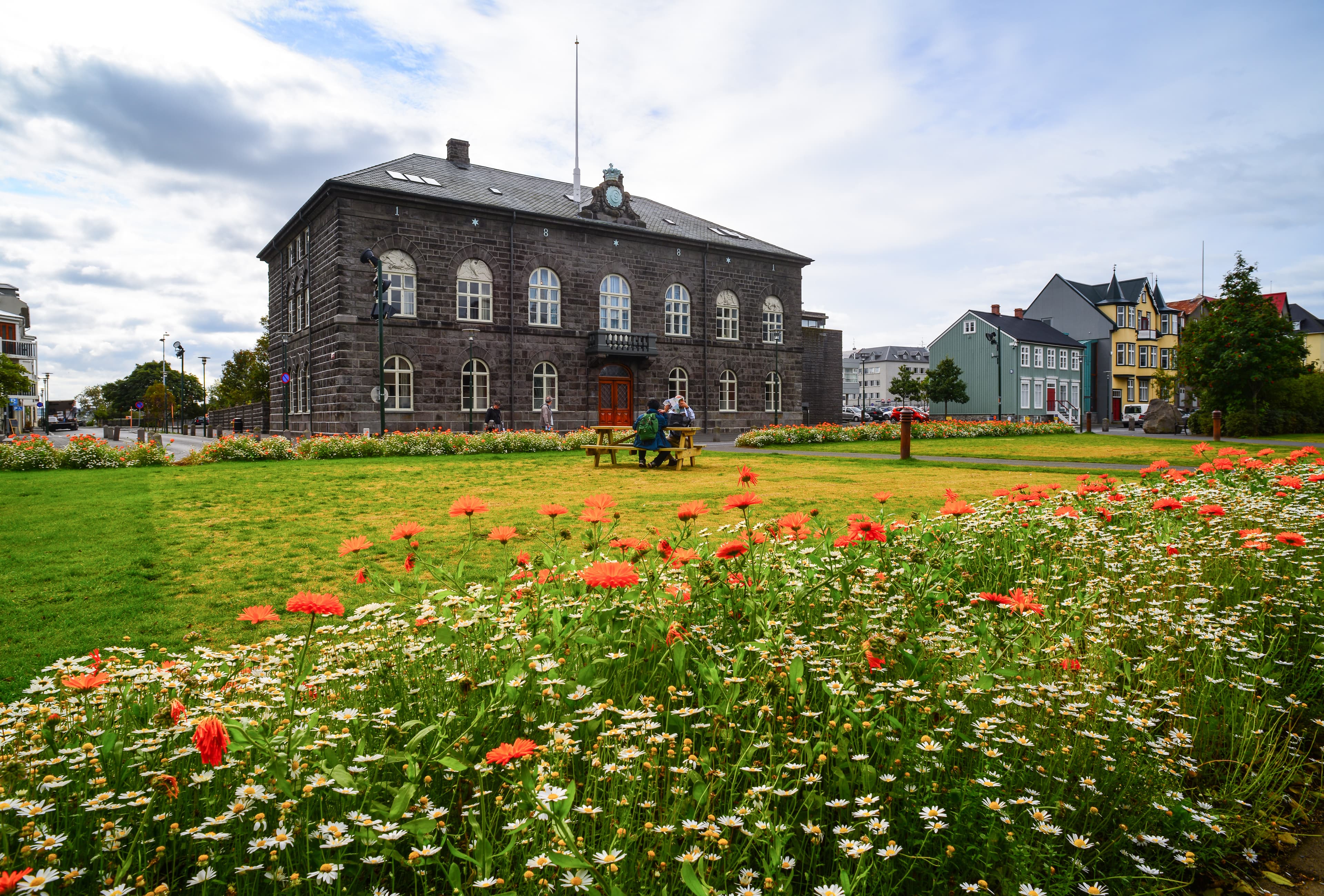 austurvollur-square-reykjavik