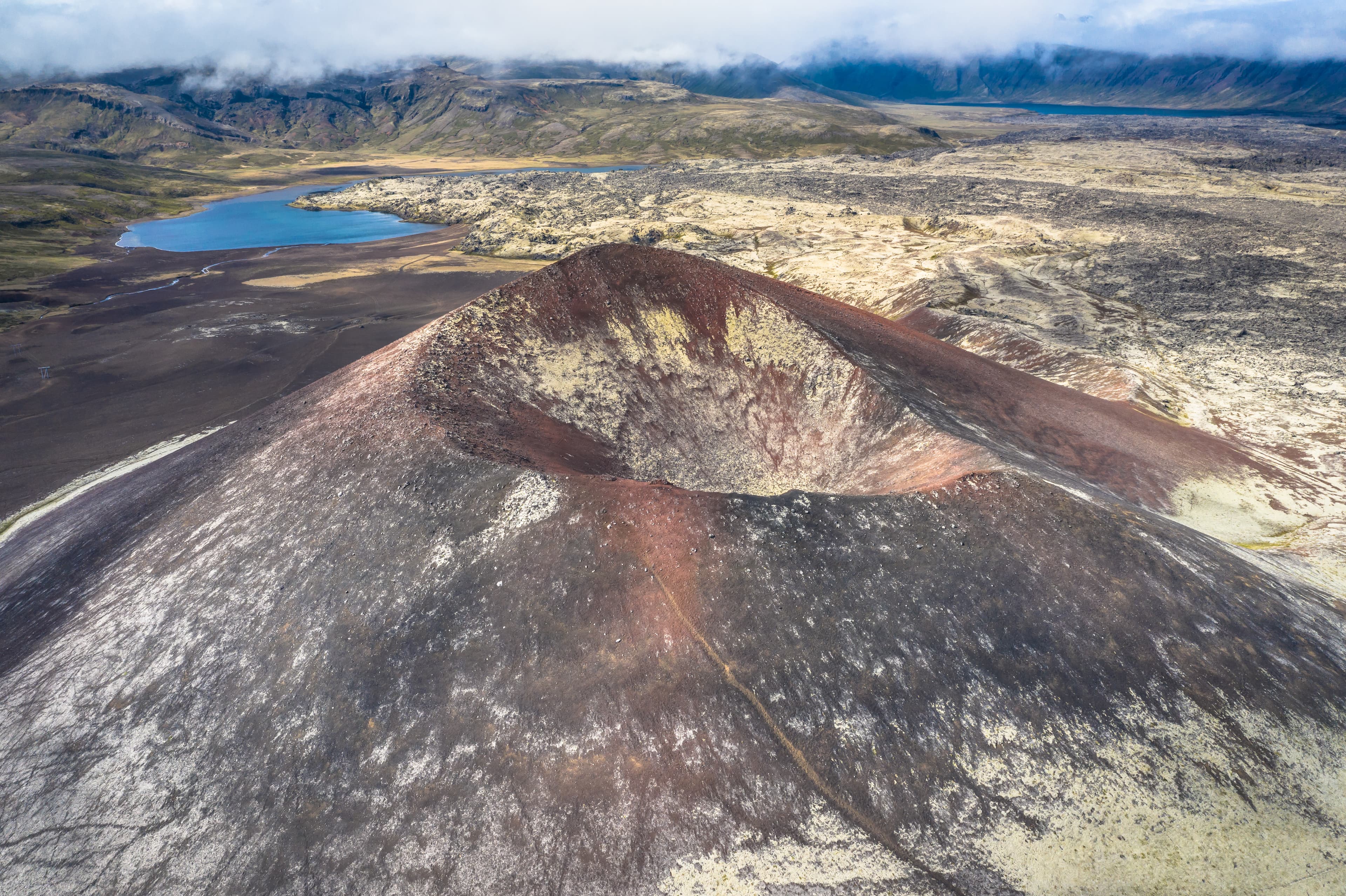 iceland-volcanic-field