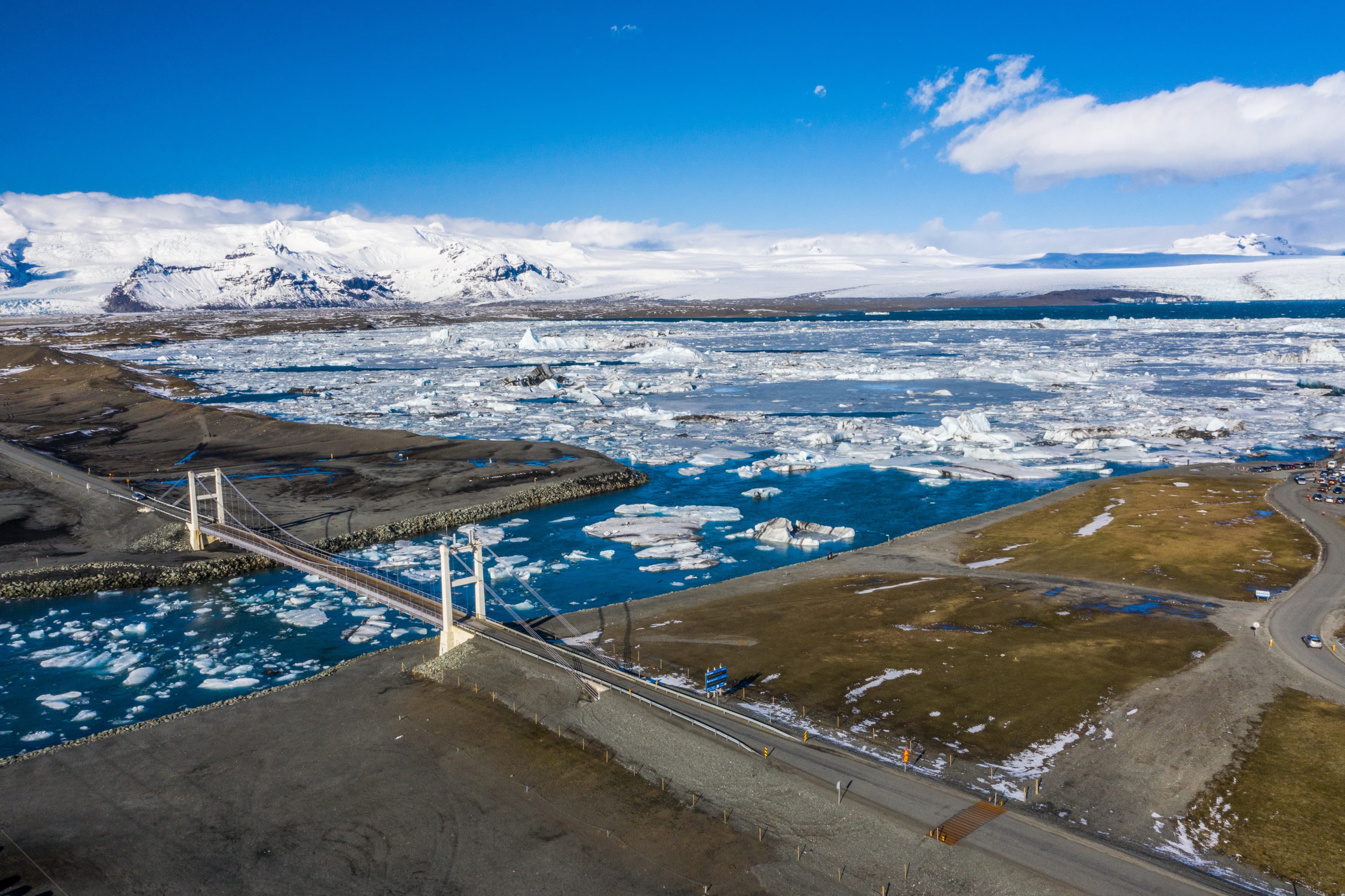 Helicopter-tours-iceland