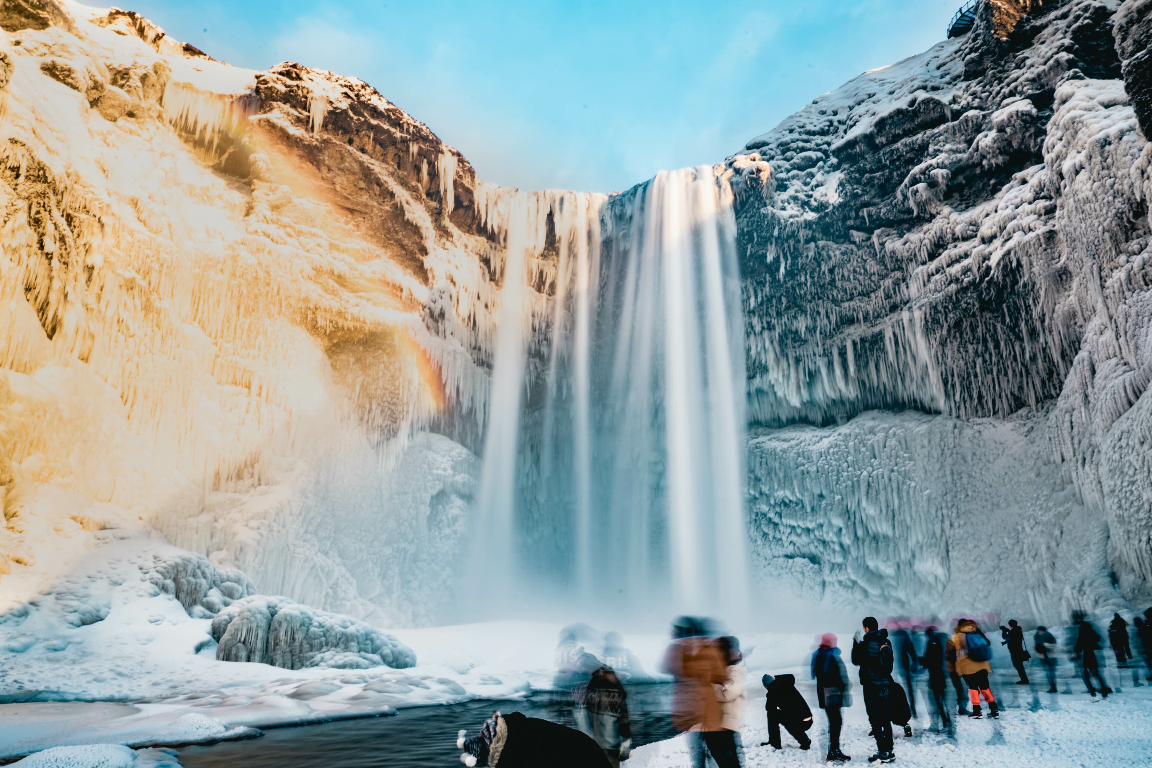skogafoss-in-winter