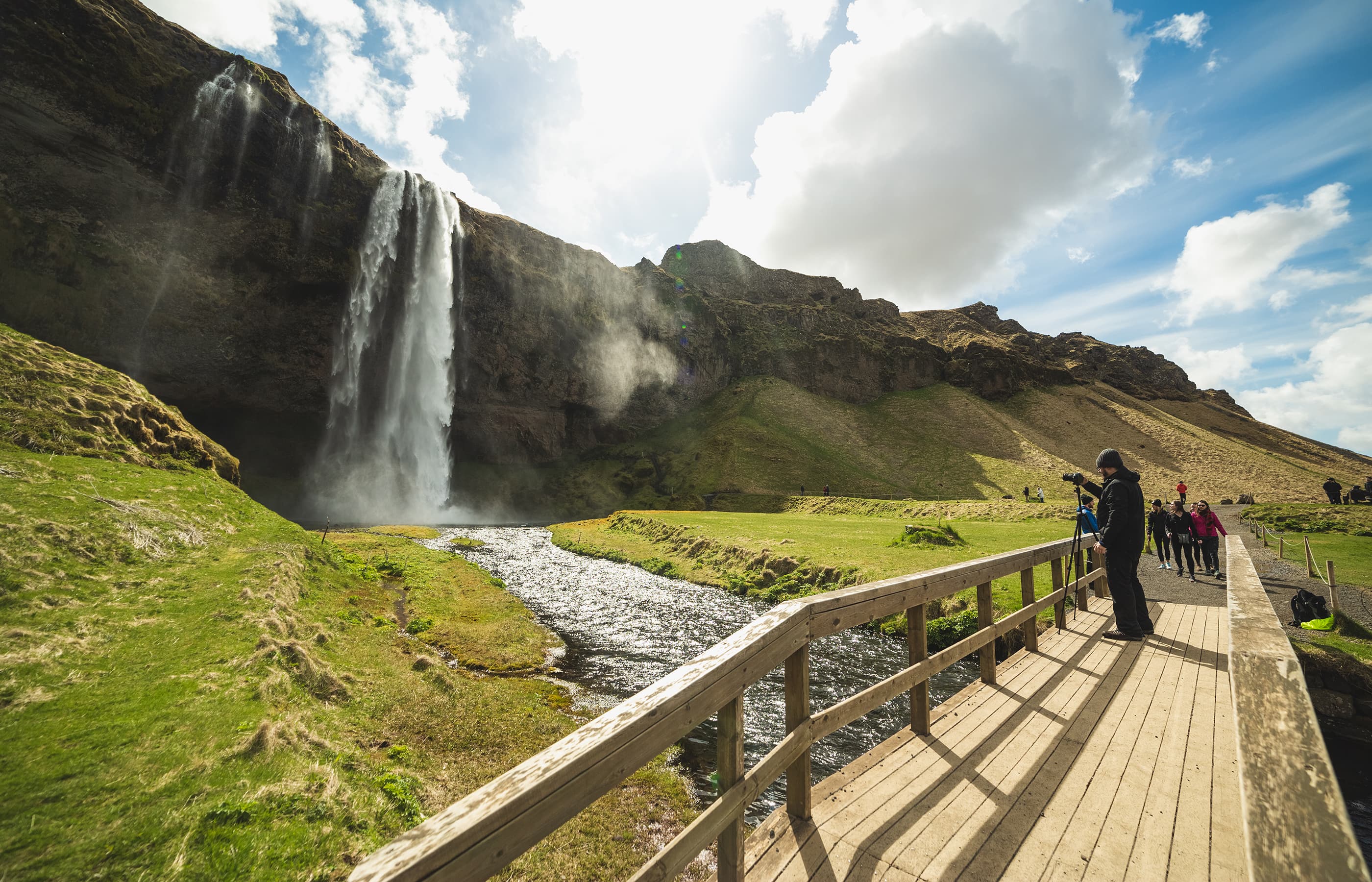 Arctic-Adventures-Seljalandsfoss-8