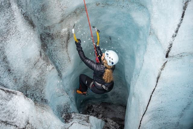 Solo-iceclimbing-04602