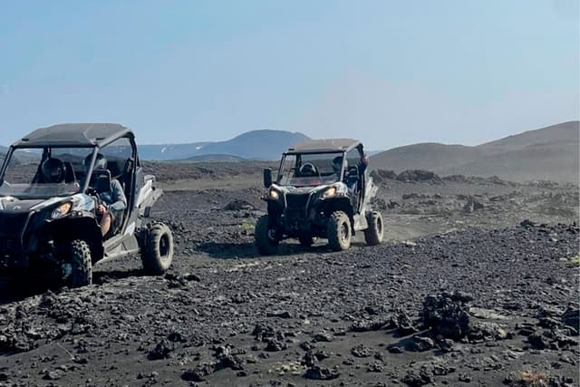 buggy-tour-group-iceland