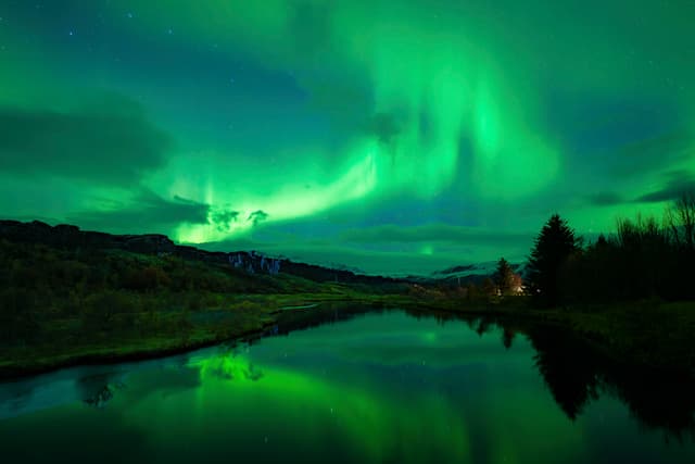 thingvellir-aurora