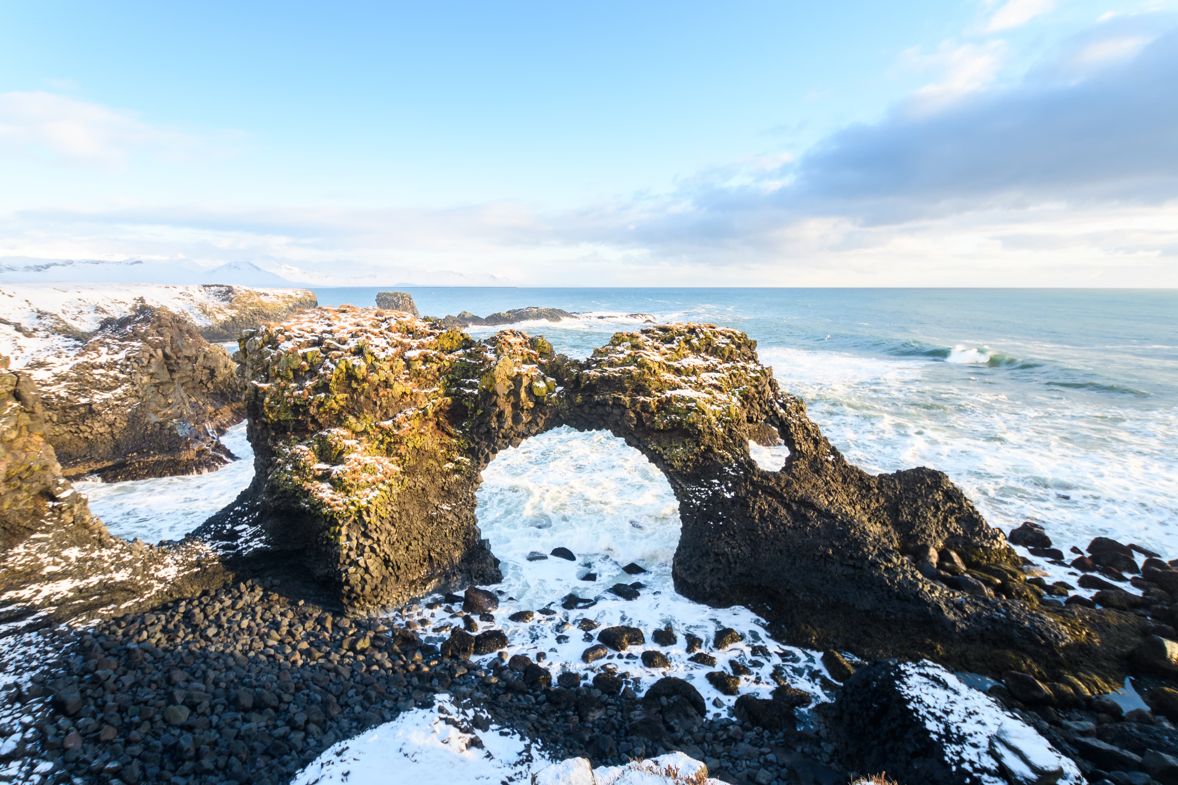 natura-rocky-arch-icelandic