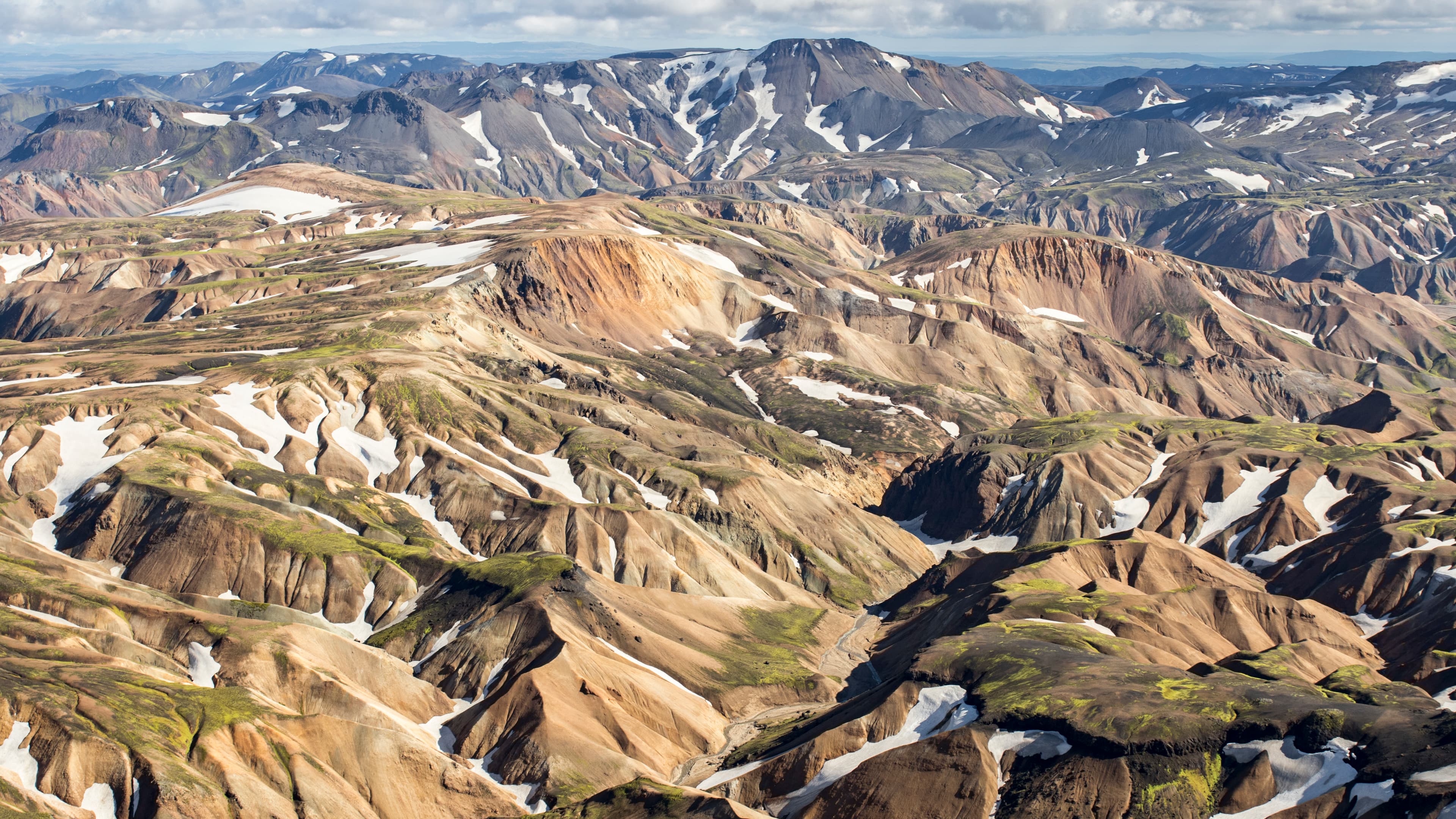 LandmannalaugarAbove1
