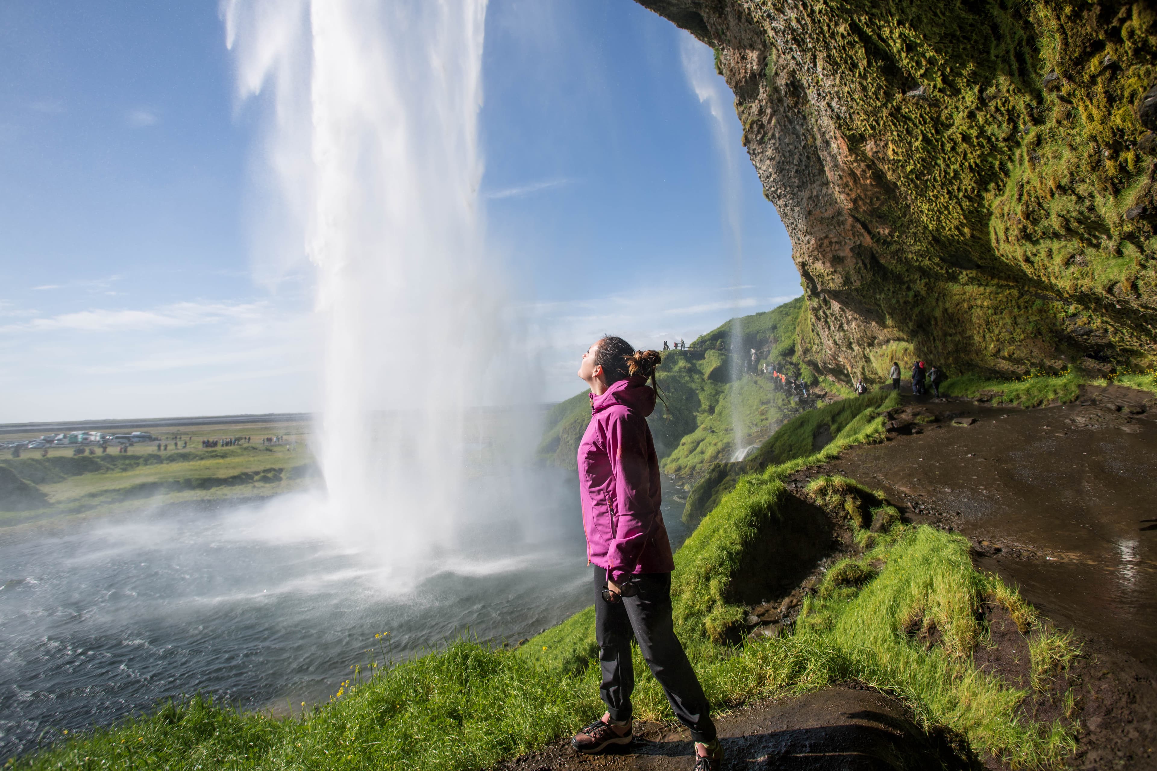 seljalandsfoss-waterfall
