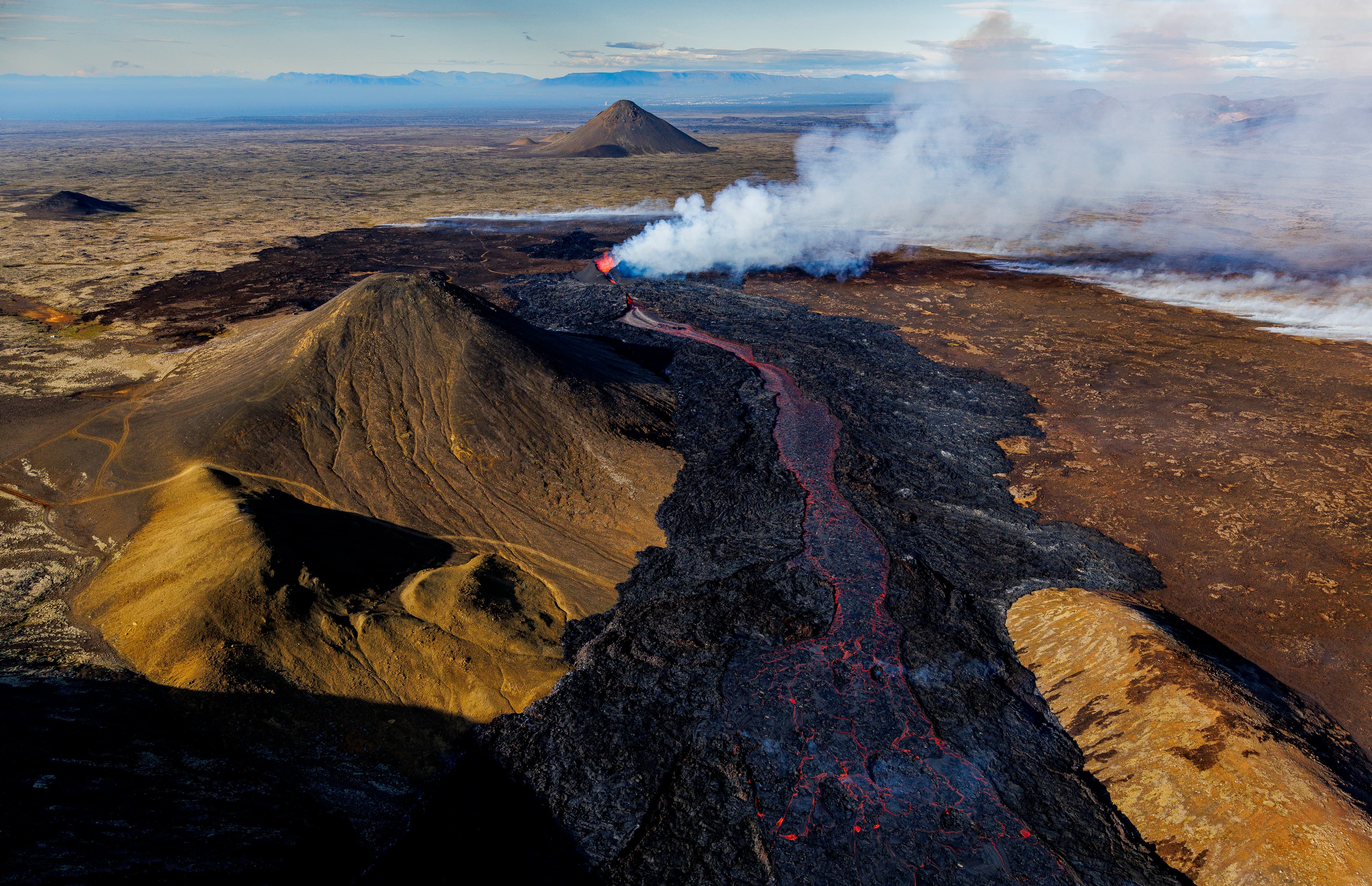 Ariel-View-Active-Volcano-Distance