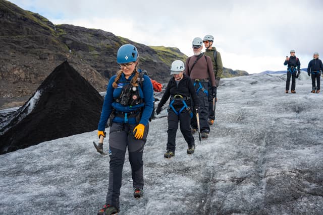Solo-iceclimbing-05262