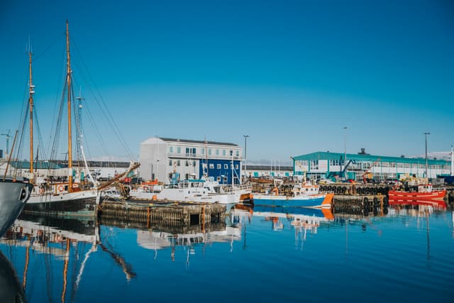 old_harbour_reykjavik_6