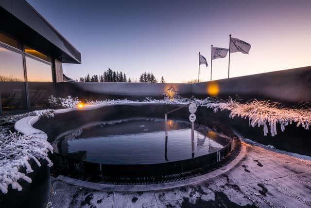 Krauma-Geothermal-Bath-Spa