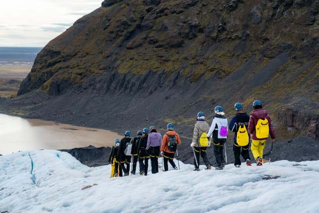skaftafell-glacier-hike