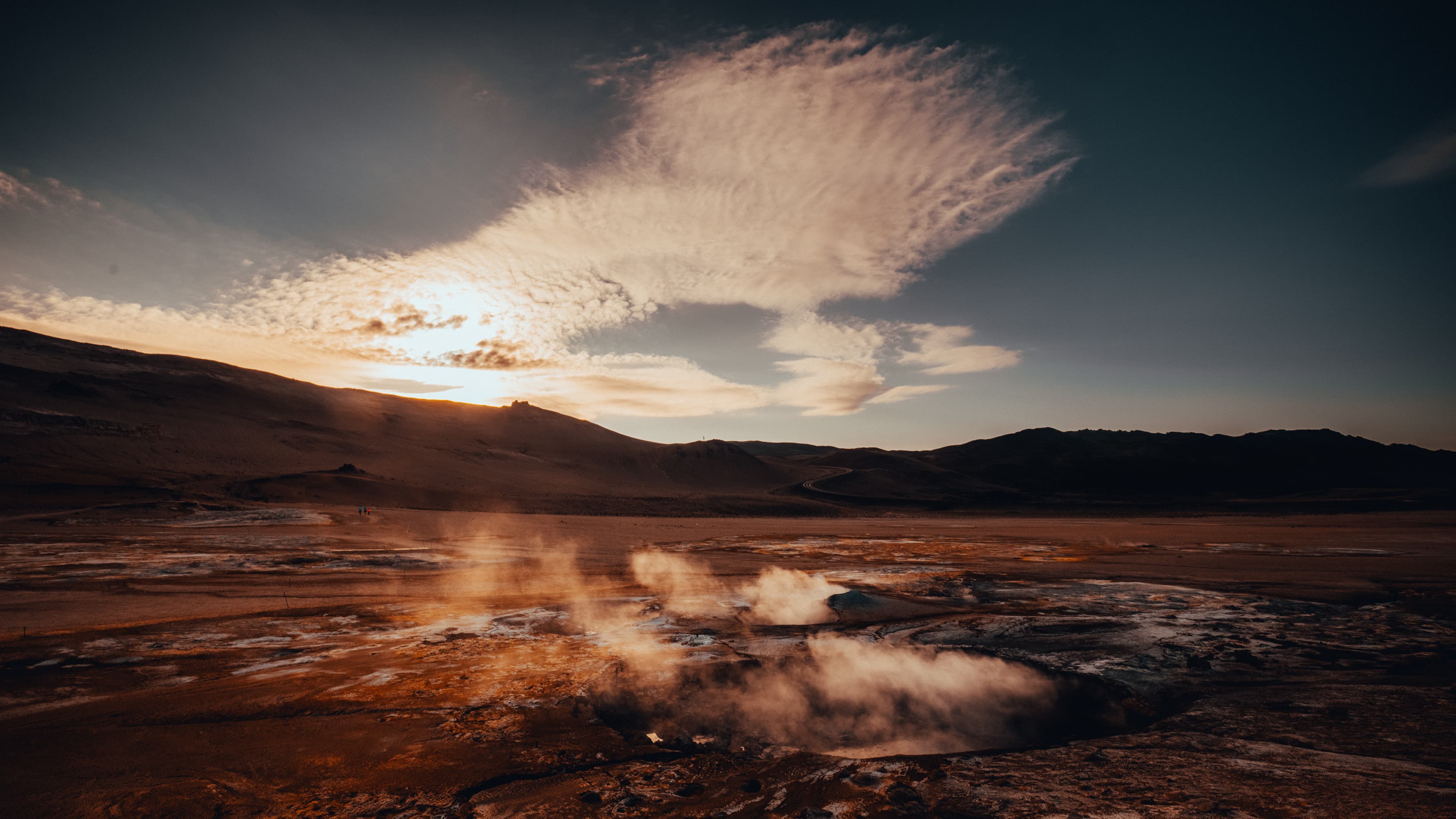 geothermal-mud-springs-iceland