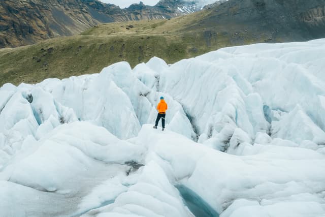 falljokull-crevasse-maze