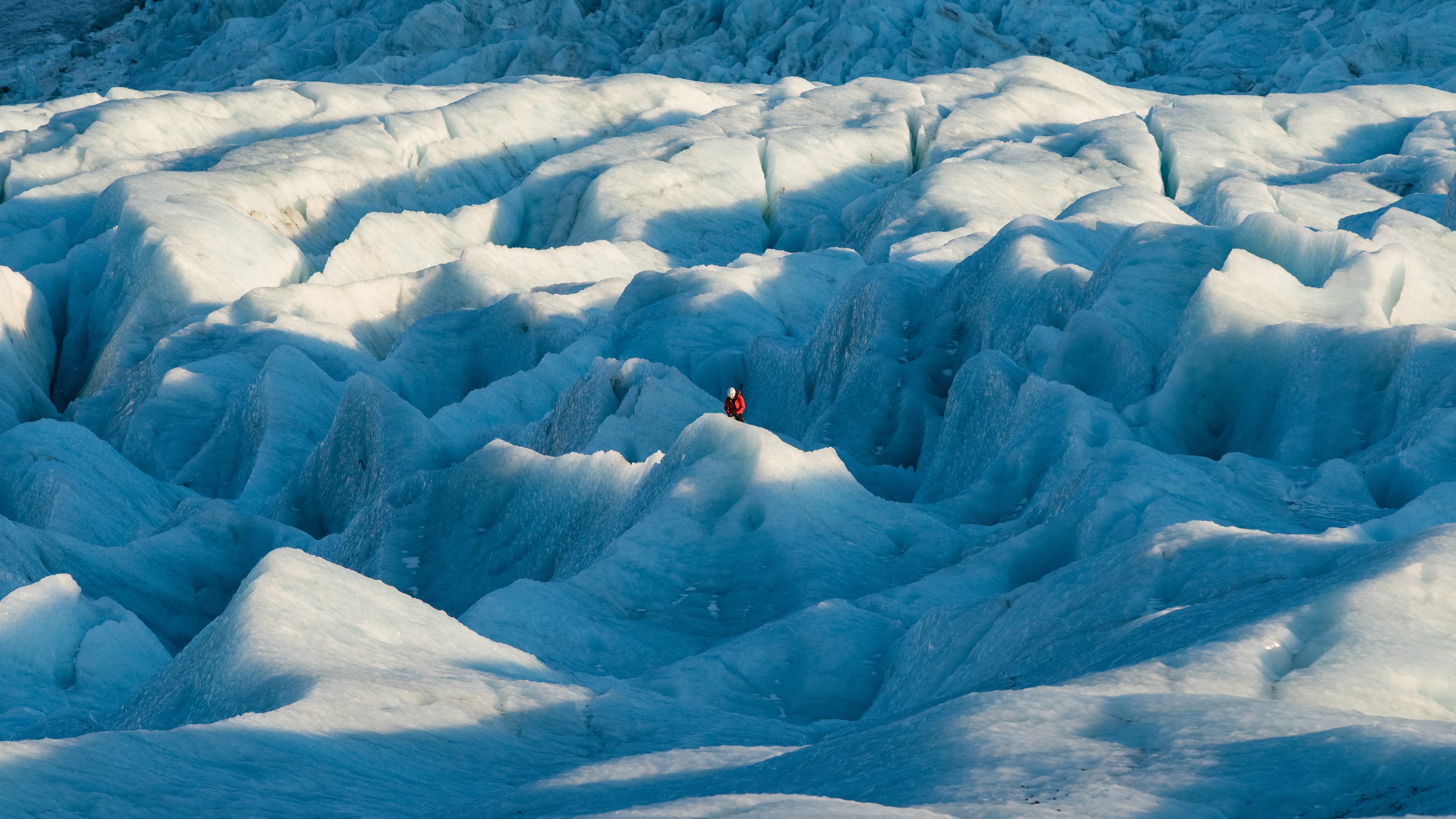 glacier-wonders-of-iceland